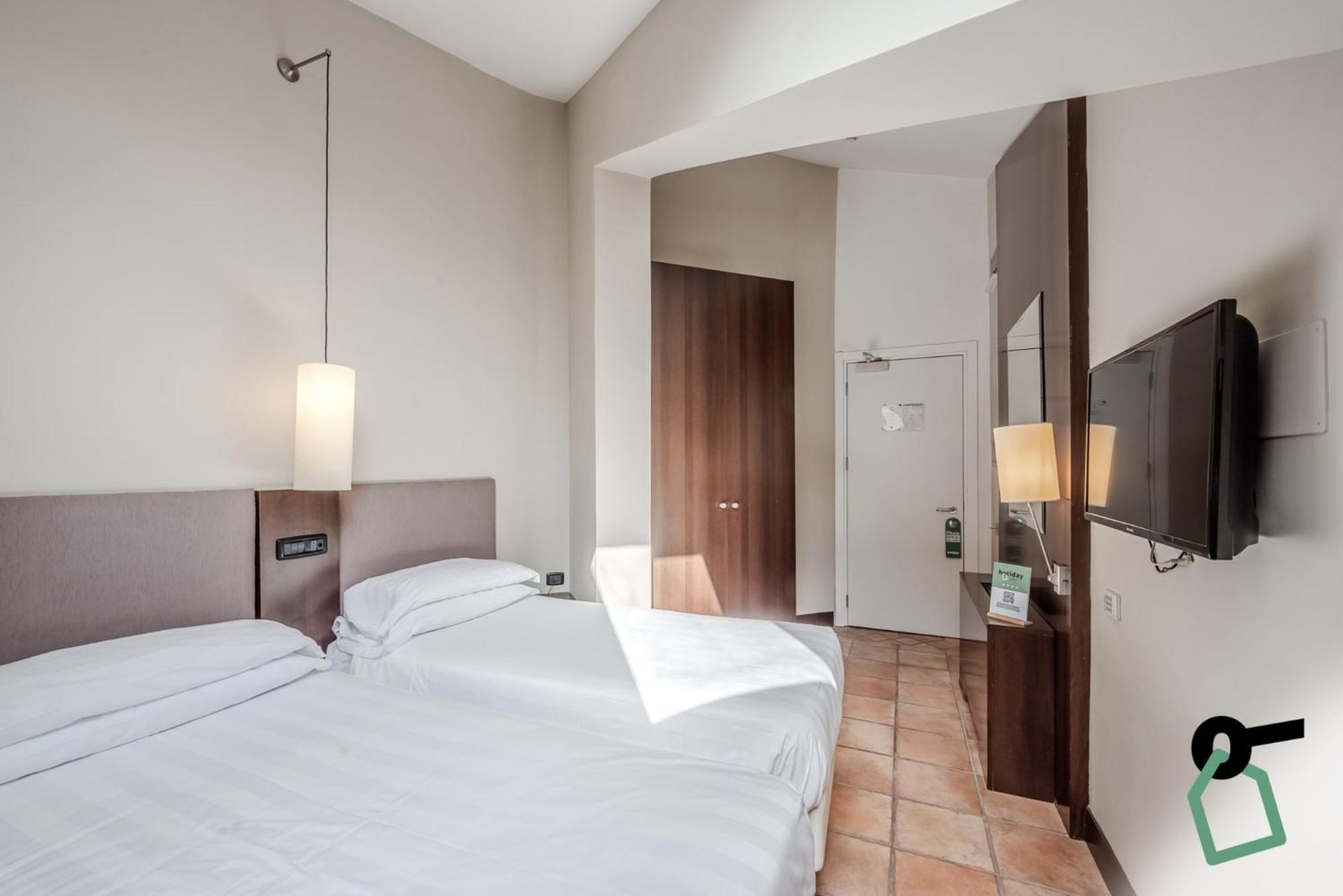 Hotiday Room Collection - Roma Cornelia Luaran gambar
