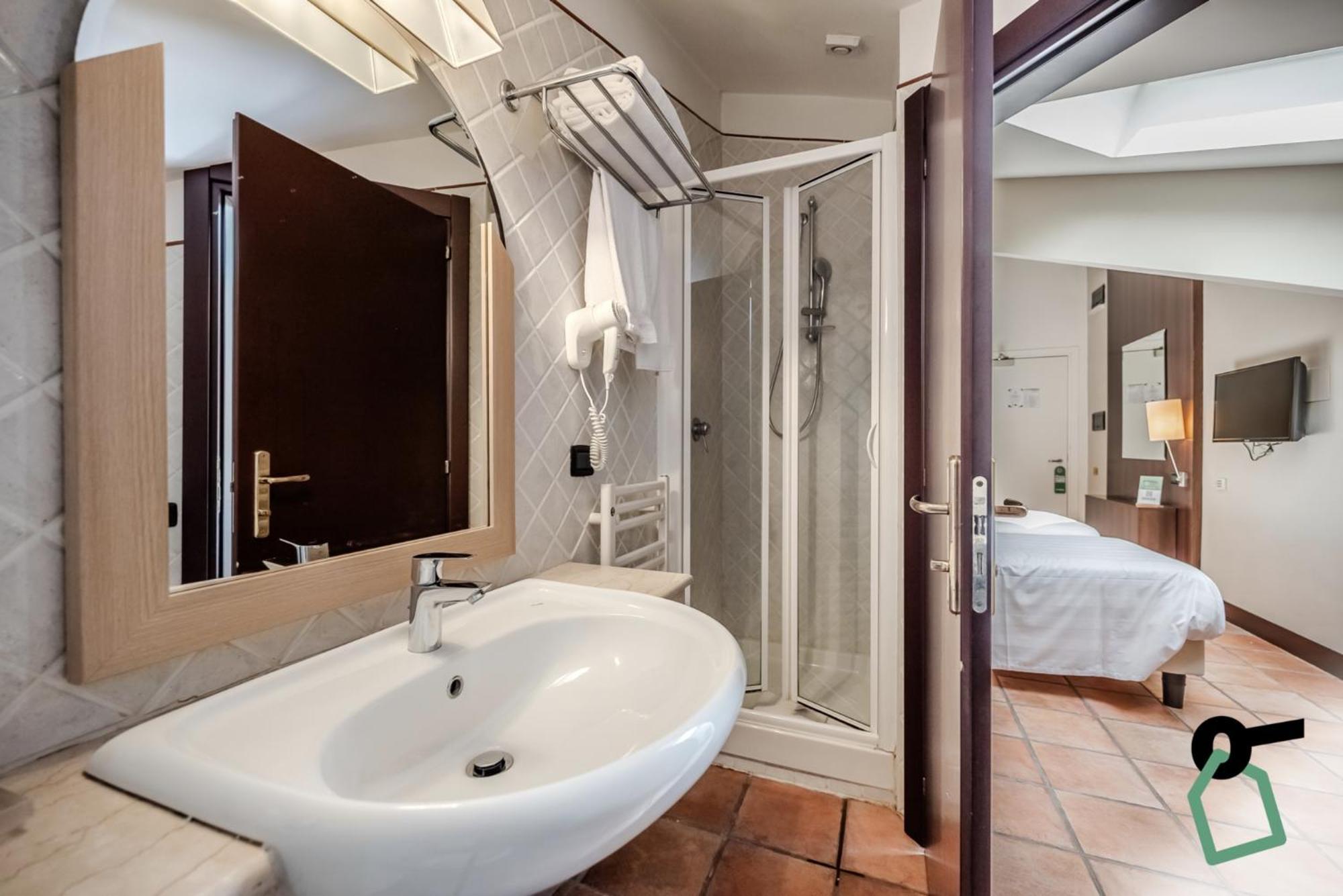 Hotiday Room Collection - Roma Cornelia Luaran gambar